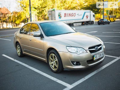 subaru_legacy__168268912fx.jpg